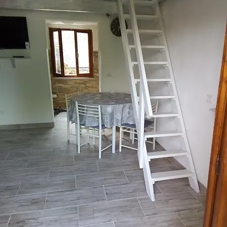 Holiday home Scirocco *