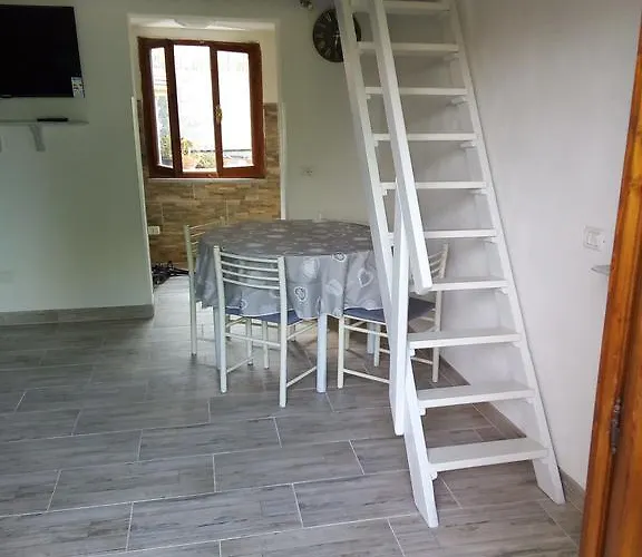Holiday home Scirocco *